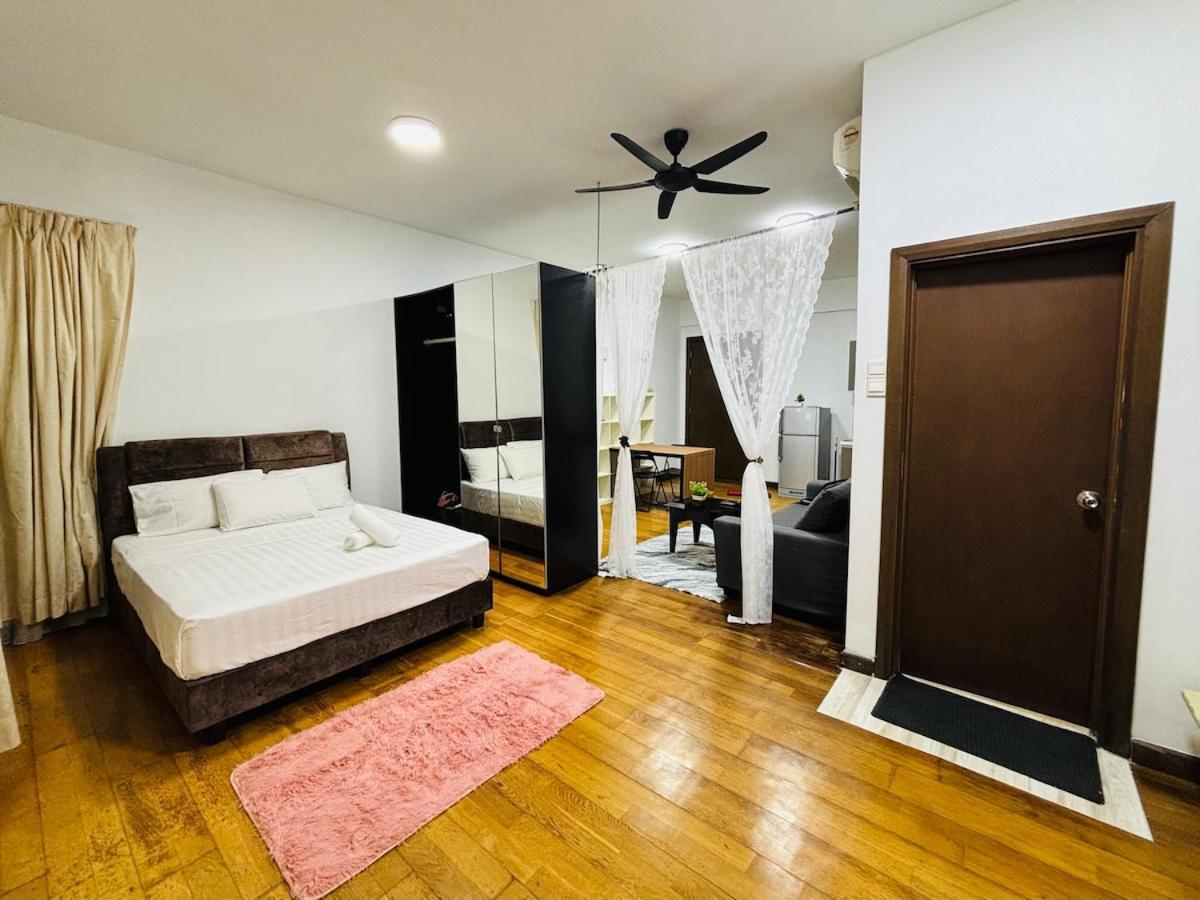 Regalia Upper View By Willow Homes Kuala Lumpur Oda fotoğraf